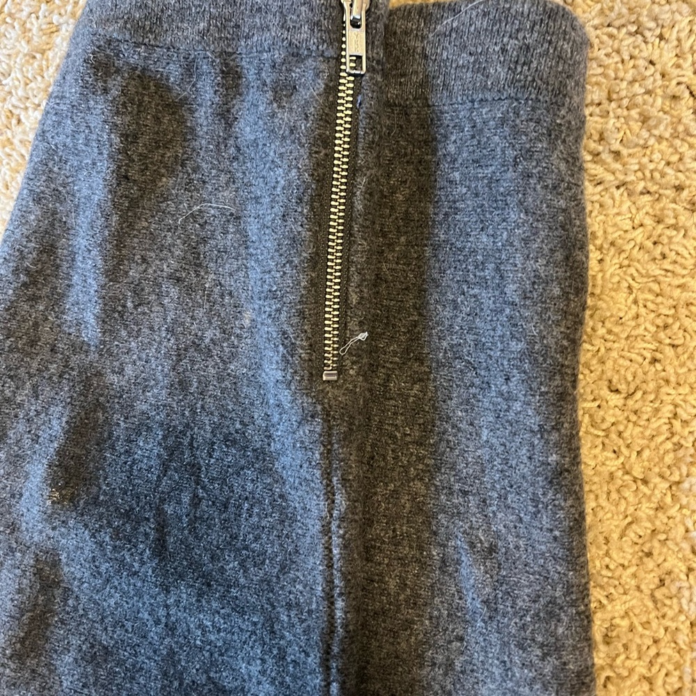 Gray wool skirt